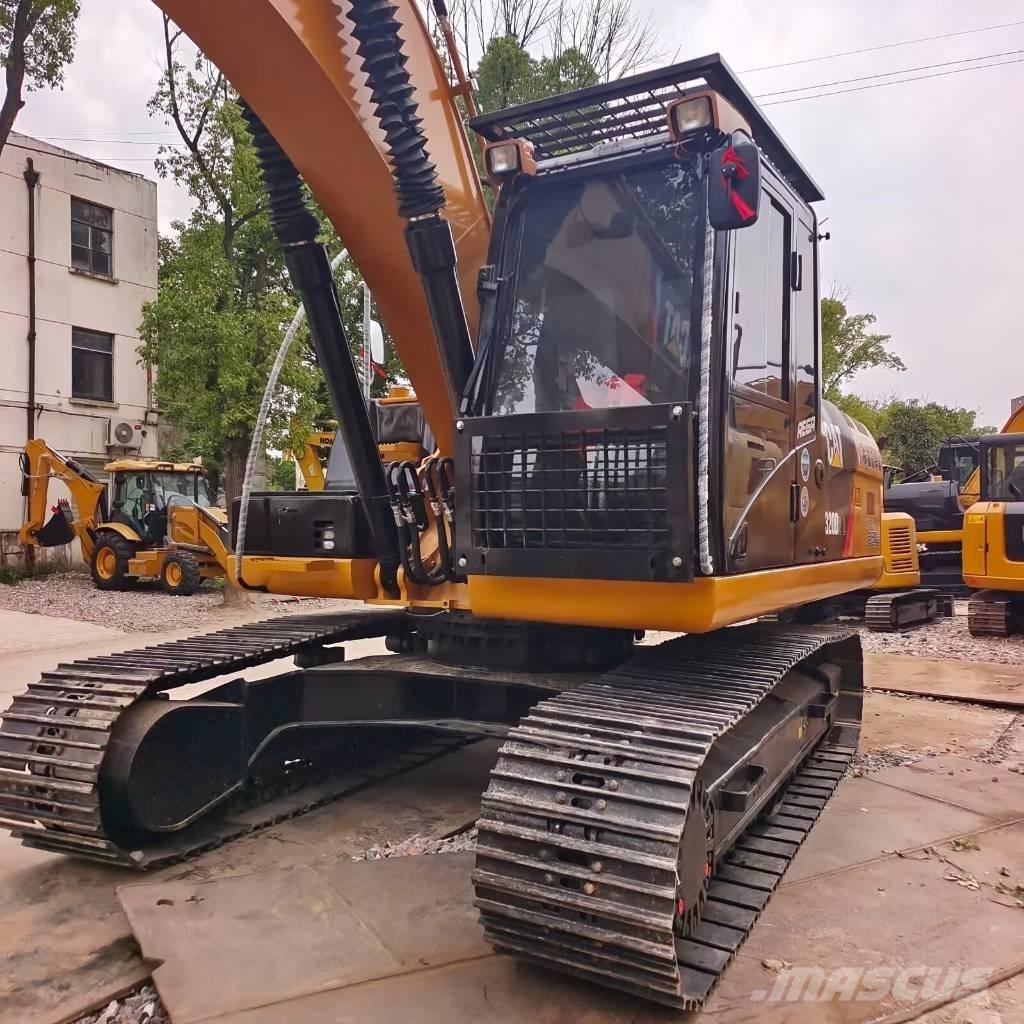 CAT 320 D2L Vikšriniai ekskavatoriai