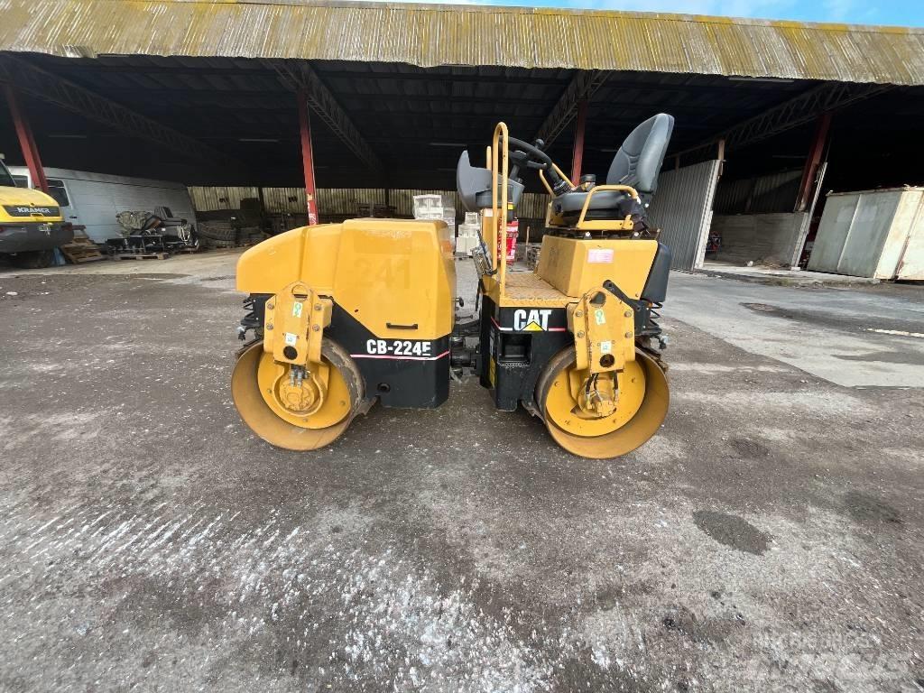 CAT CB 224E Porinių būgnų volai