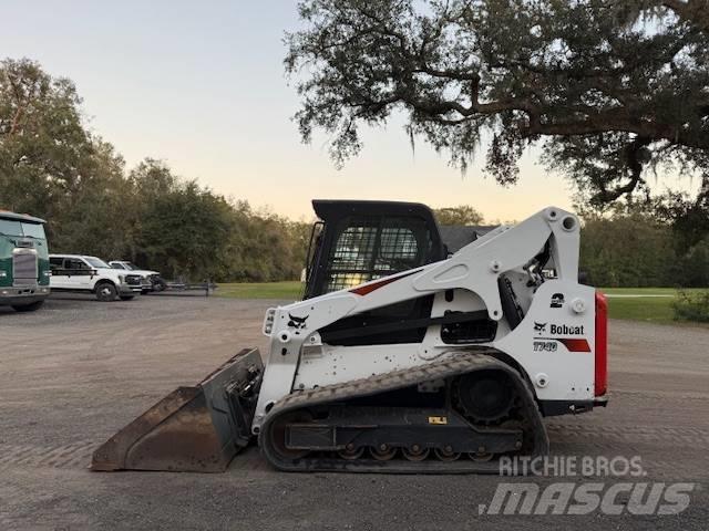 Bobcat T 740 Krautuvai su šoniniu pasukimu