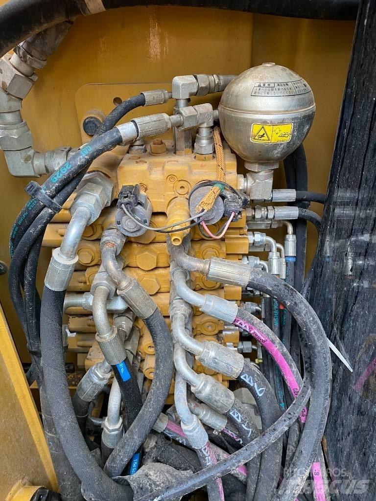 CAT 305.5 Vikšriniai ekskavatoriai