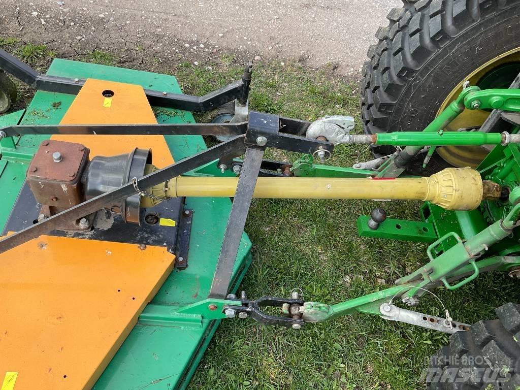 John Deere 4066 R Traktoriai