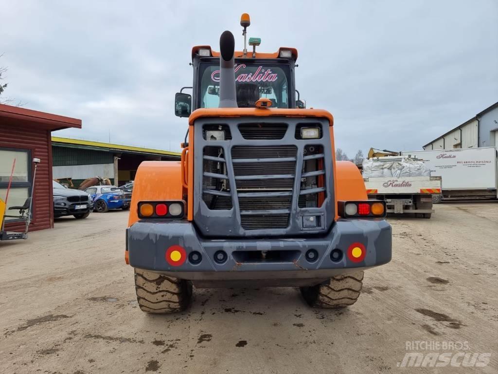 Doosan DL 200-3 Naudoti ratiniai krautuvai