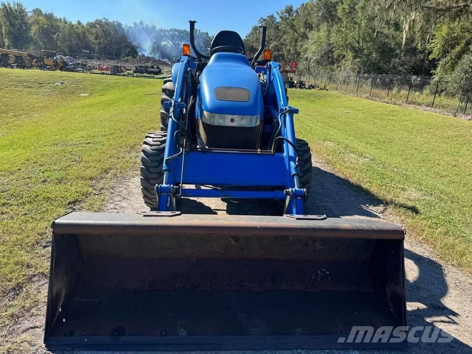 New Holland TC 35 Traktoriai