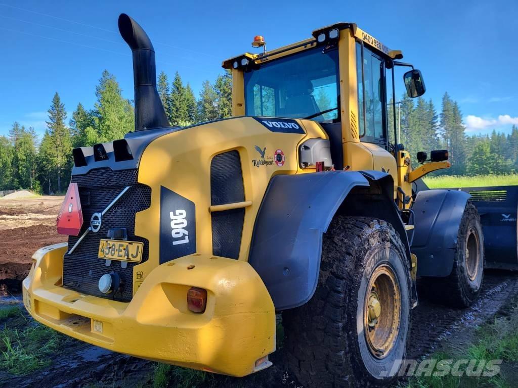 Volvo L 90 G Naudoti ratiniai krautuvai