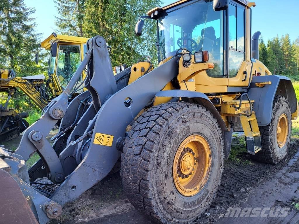 Volvo L 90 G Naudoti ratiniai krautuvai