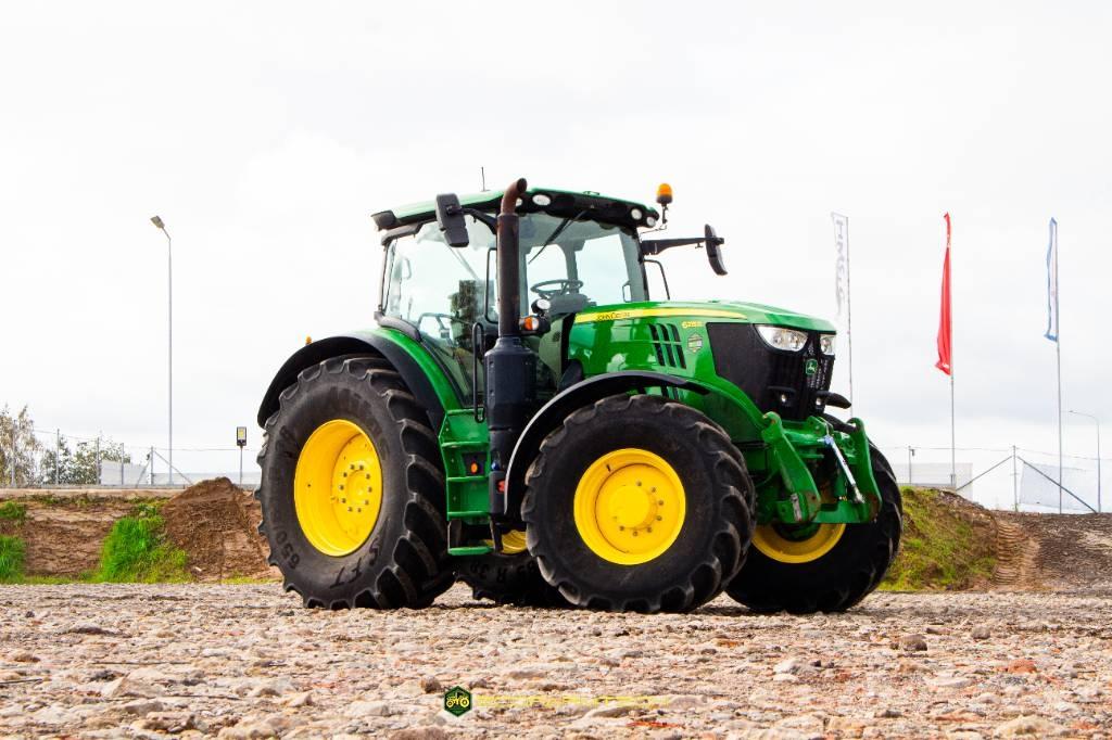 John Deere 6215 R Traktoriai