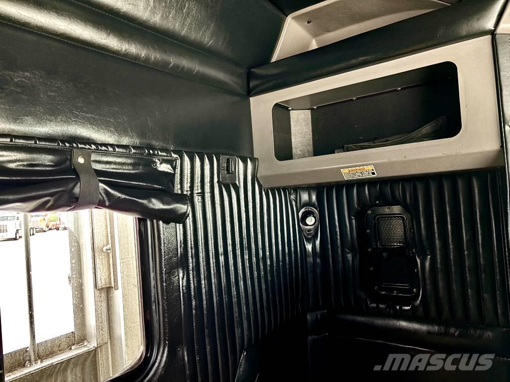 Kenworth T 800 Naudoti vilkikai