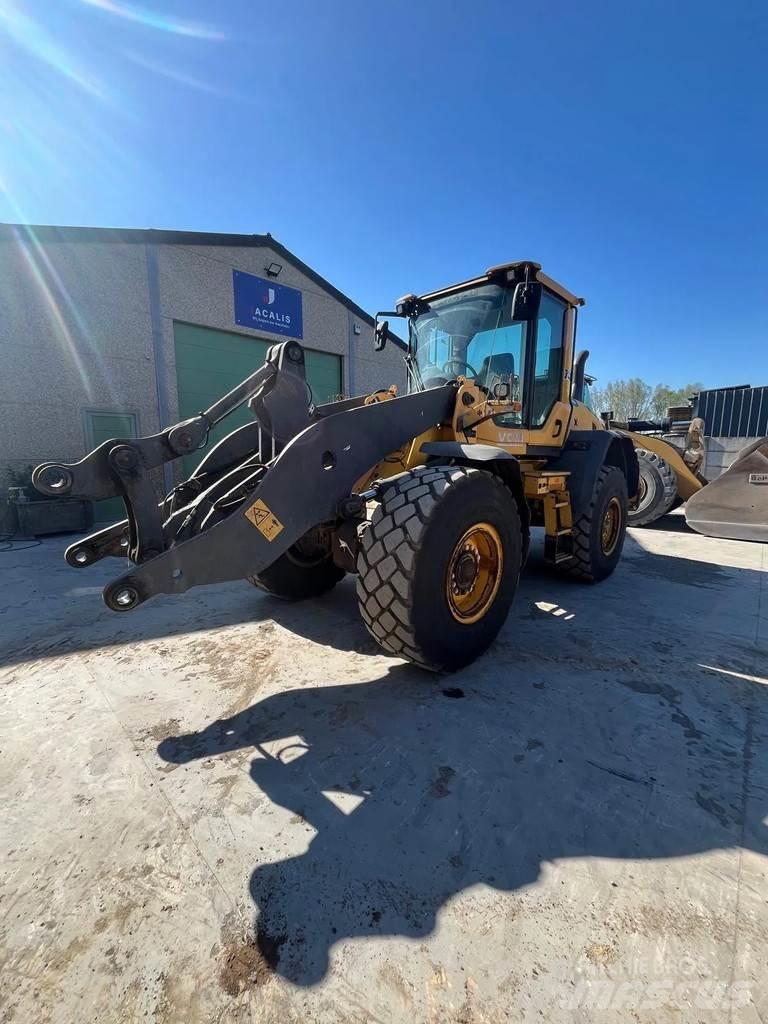 Volvo L70G Naudoti ratiniai krautuvai