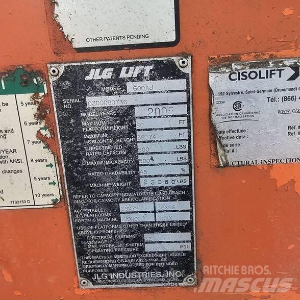 JLG 600AJ Alkūniniai keltuvai