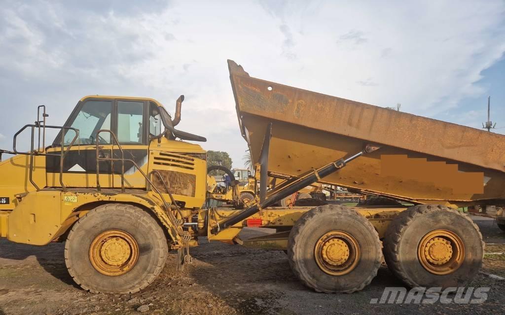 CAT 730 Karjeriniai savivarčiai