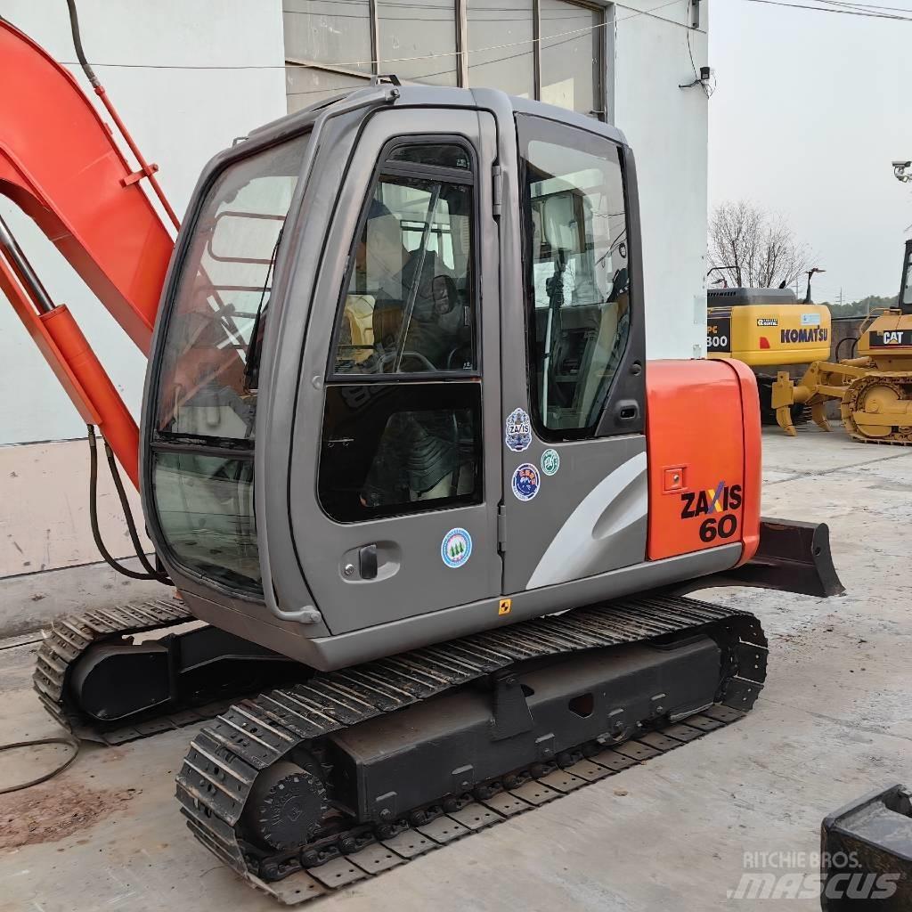 Hitachi ZX 60 Mini ekskavatoriai < 7 t
