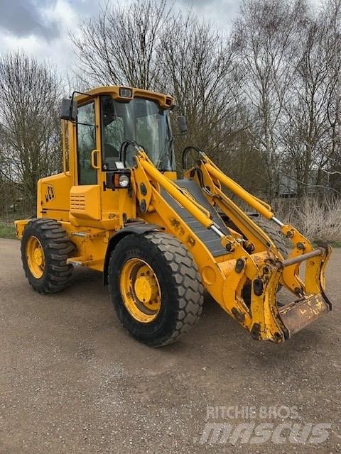 JCB 411 B Naudoti ratiniai krautuvai