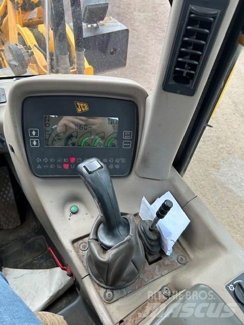 JCB 411 B Naudoti ratiniai krautuvai