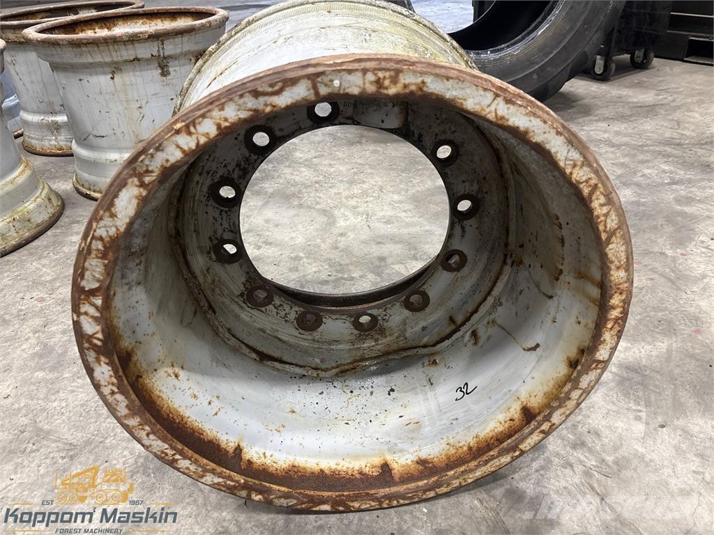 Valmet 890 20x26,5 Padangos, ratai ir ratlankiai