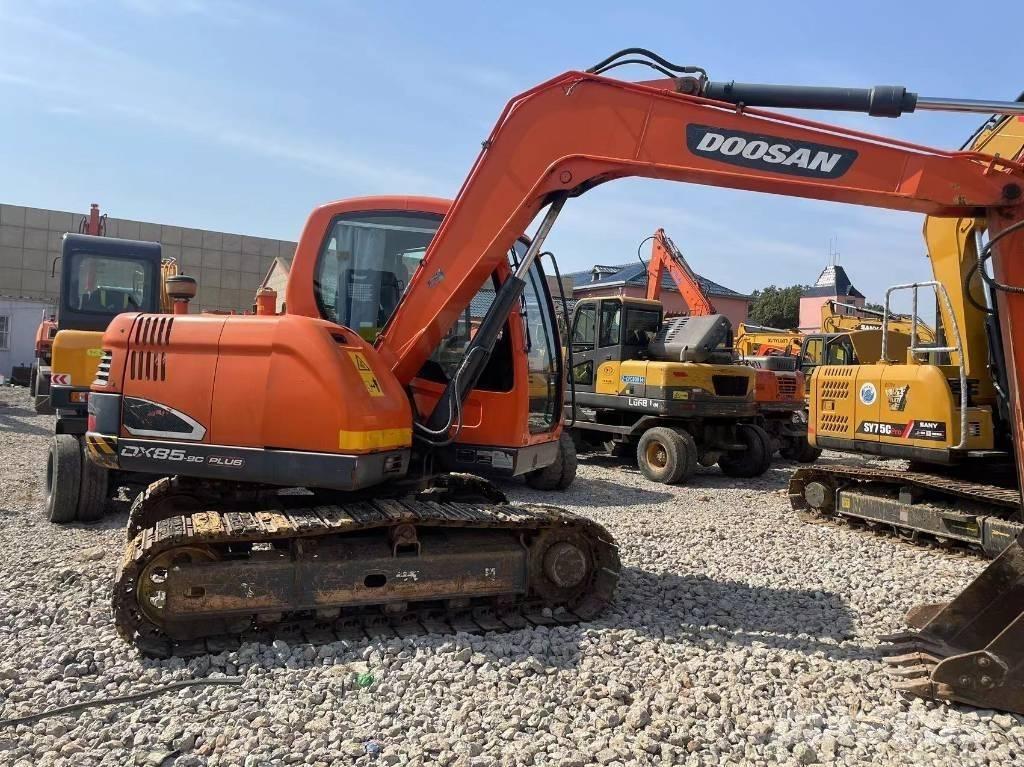 Doosan DX 85 Vidutinės galios ekskavatoriai 7-12 t