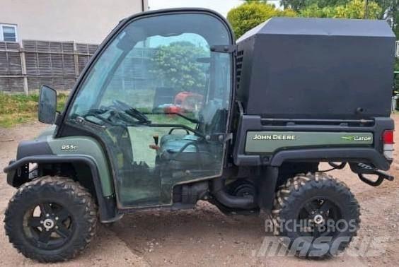 John Deere 855D Visureigiai