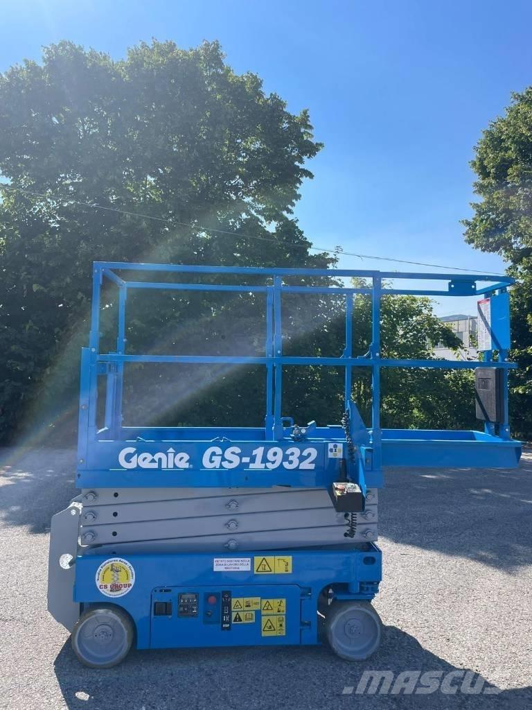 Genie GS 1932 Žirkliniai keltuvai