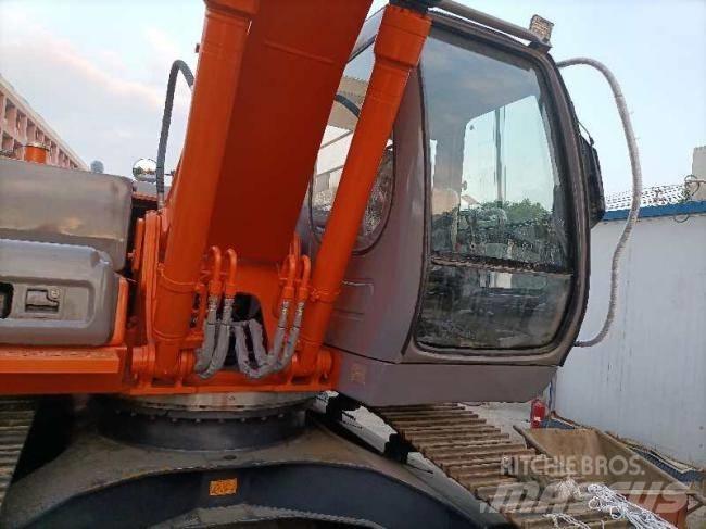 Hitachi Zaxis 200 LC Vikšriniai ekskavatoriai