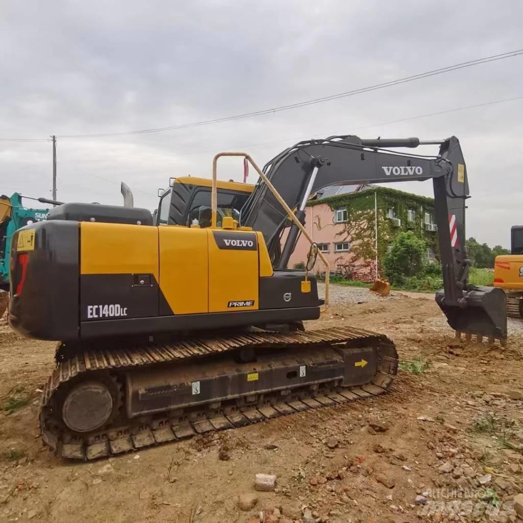 Volvo EC 140 DL Vidutinės galios ekskavatoriai 7-12 t