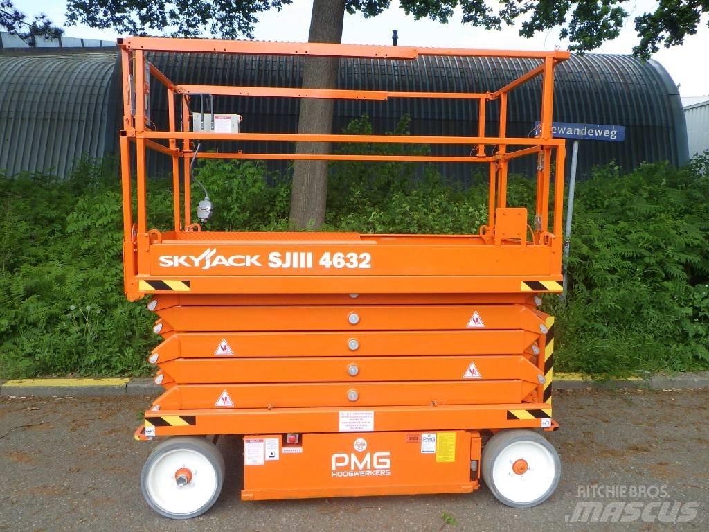 SkyJack SJ4632 Žirkliniai keltuvai