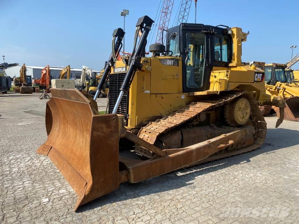 CAT D6T NVT Vikšriniai buldozeriai