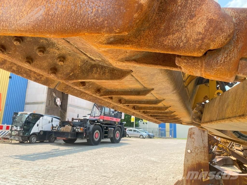 CAT D6T NVT Vikšriniai buldozeriai
