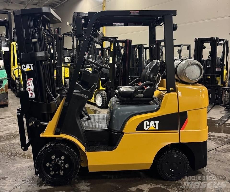 CAT 2C 6000 Šakiniai krautuvai - Kita