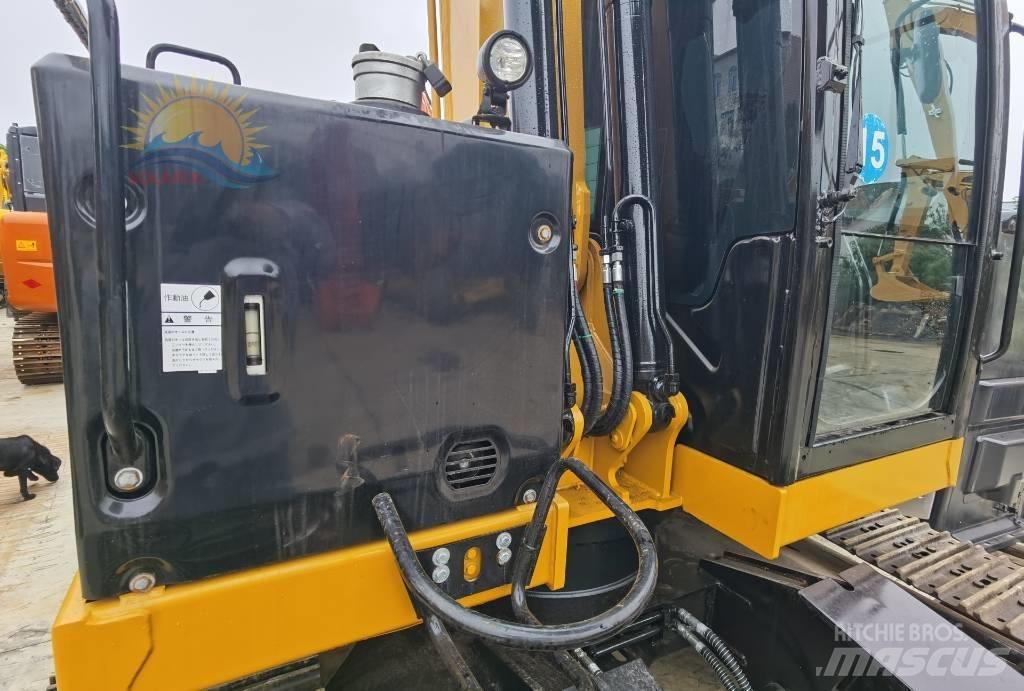 CAT 310 Vikšriniai ekskavatoriai