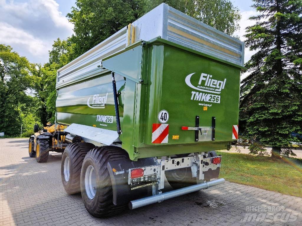 Fliegl TMK 256 Savivartės priekabos