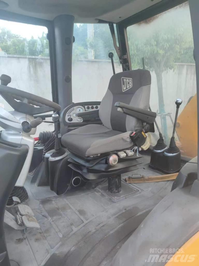JCB 3 CX Ekskavatoriniai krautuvai