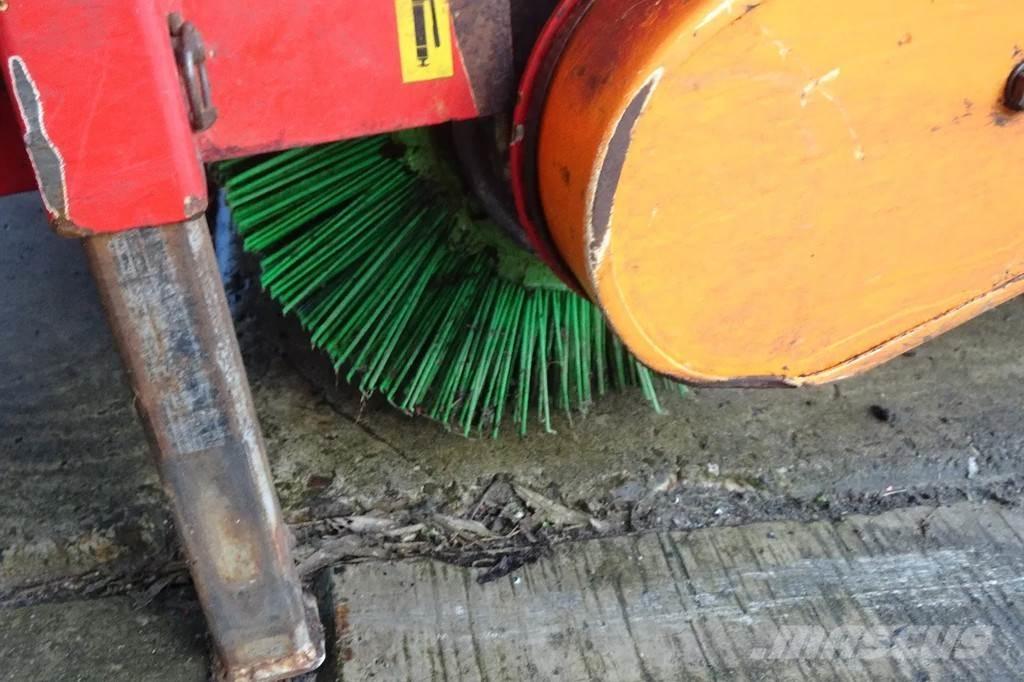 Dücker Veegmachine Šlavimo sunkvežimiai