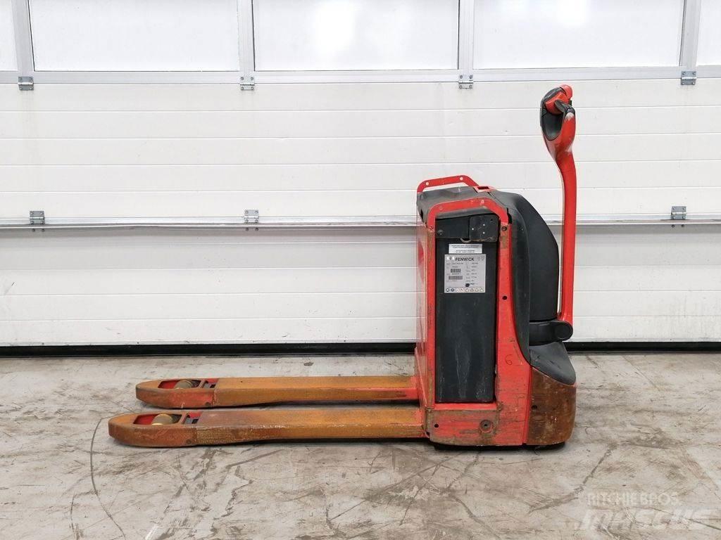 Linde T16 Mažų aukščių keltuvai