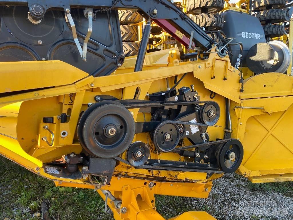 New Holland CX 8.90 Derliaus nuėmimo kombainai