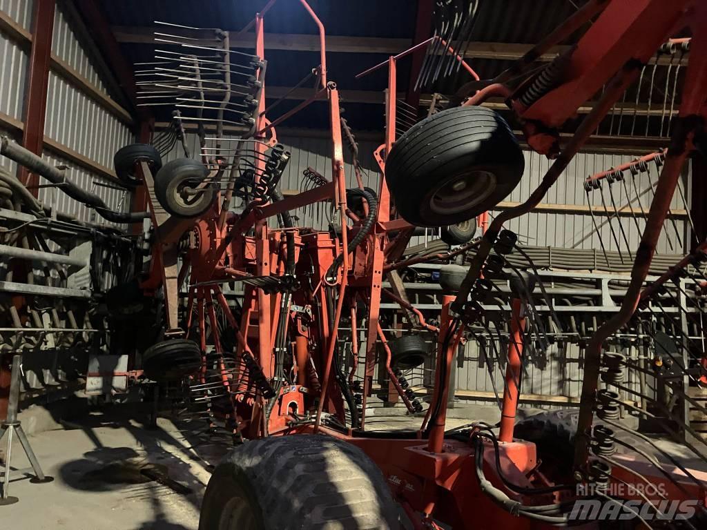 Kuhn GA 15031 Šieno grėbliai ir vartytuvai