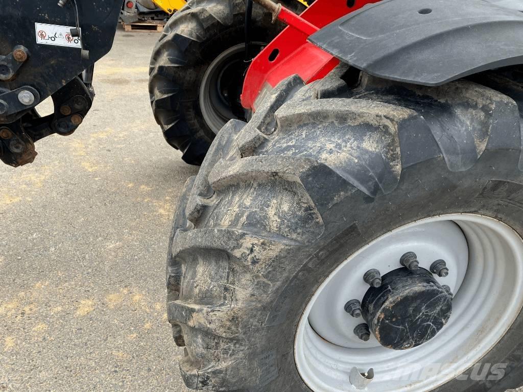 Manitou 841-145 PS + Traktoriai