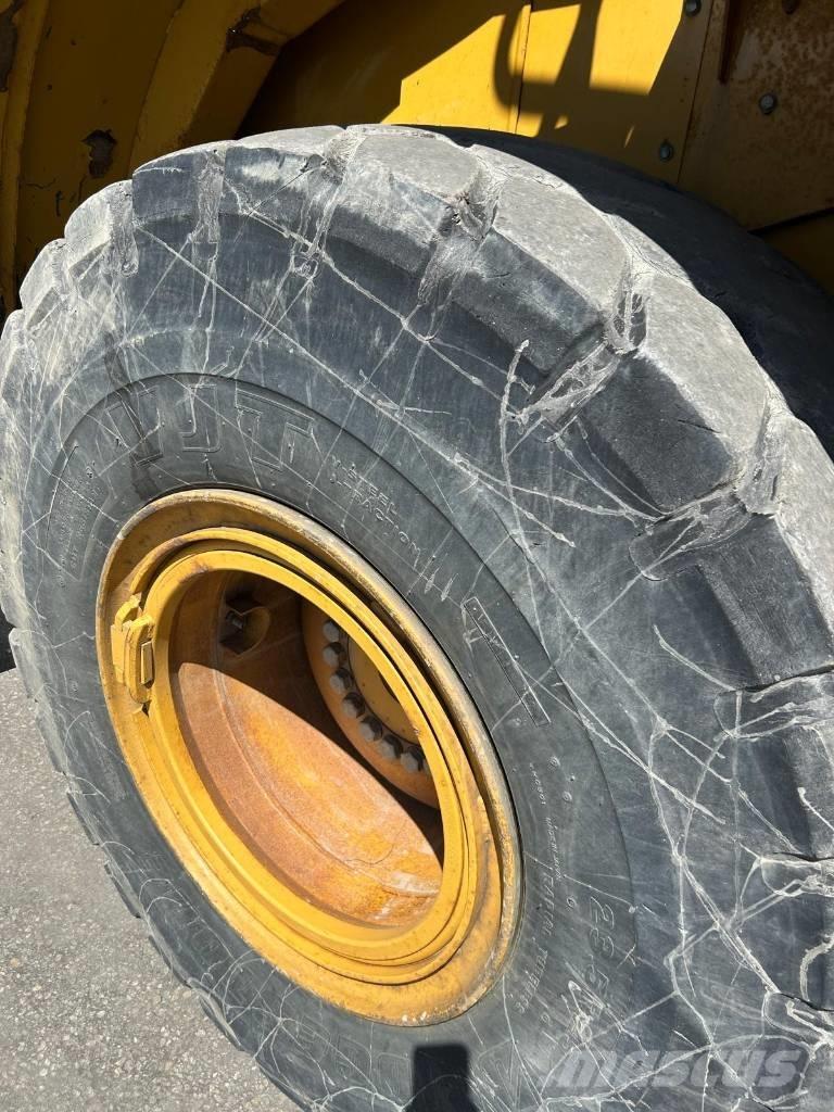 CAT 950 K Naudoti ratiniai krautuvai