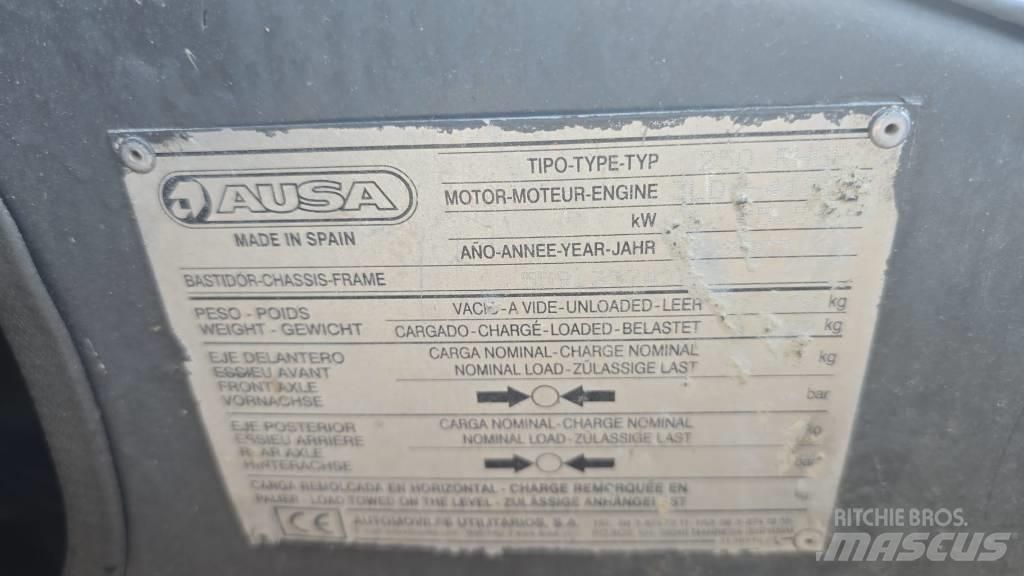 Ausa D 250 Statybiniai savivarčiai sunkvežimiai