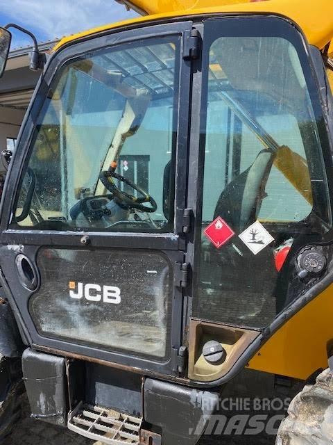 JCB 535-125 Teleskopiniai krautuvai