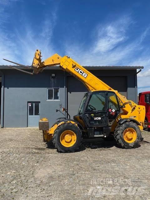 JCB 535-125 Teleskopiniai krautuvai