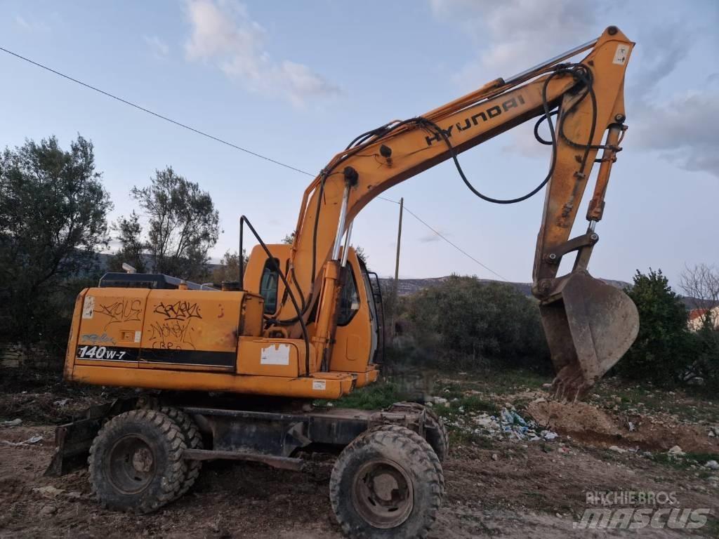 Hyundai 140W-7 Ratiniai ekskavatoriai
