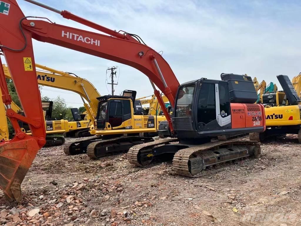 Hitachi ZX 240-3 Vikšriniai ekskavatoriai