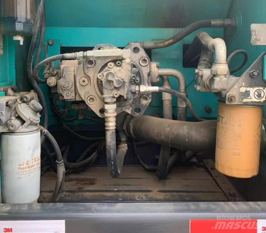 Kobelco SK200 Vikšriniai ekskavatoriai