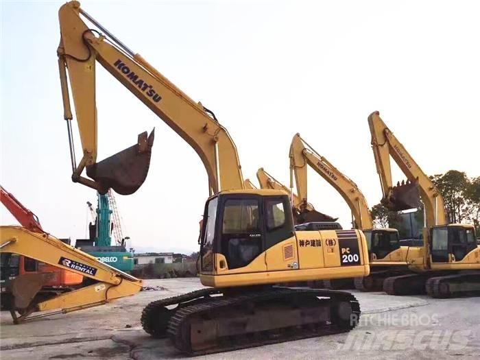 Komatsu PC 200-7 Vikšriniai ekskavatoriai