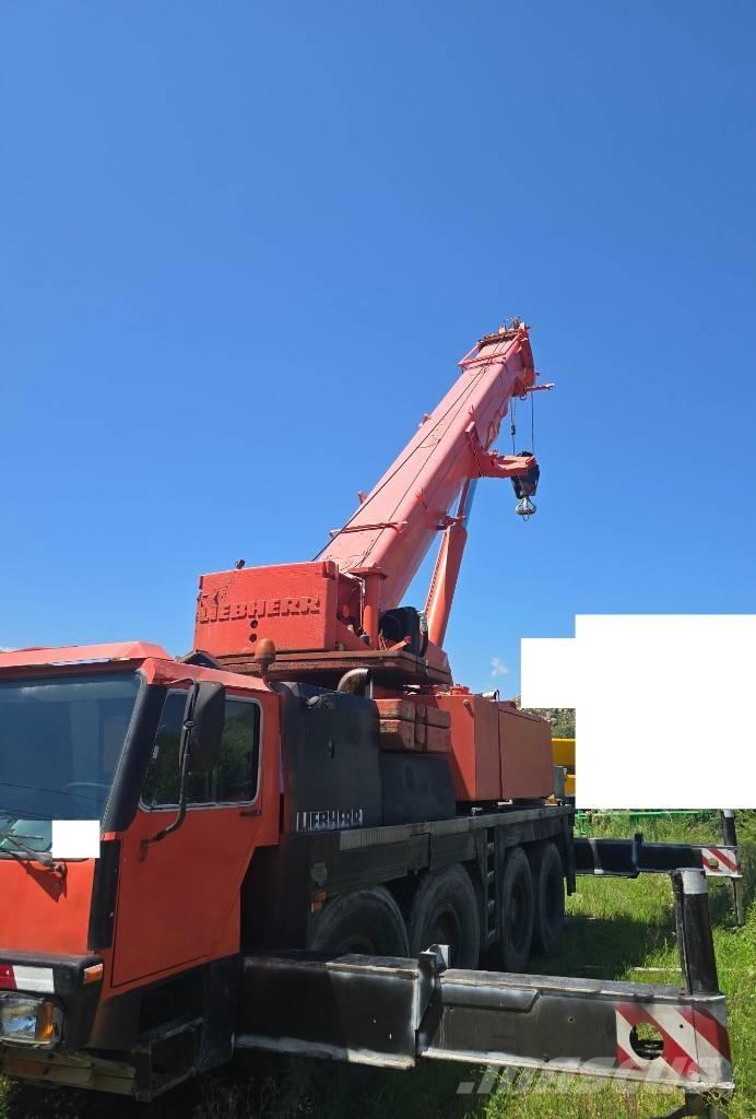 Liebherr LTM 1090-2 Visureigiai kranai