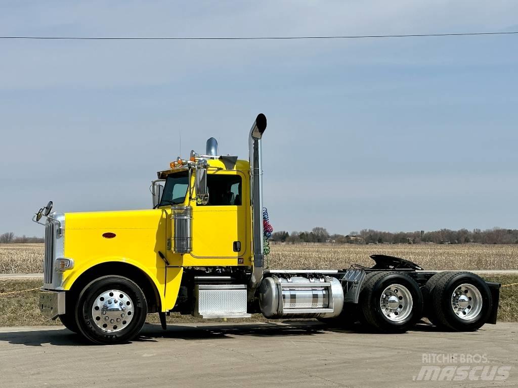 Peterbilt 389 Naudoti vilkikai