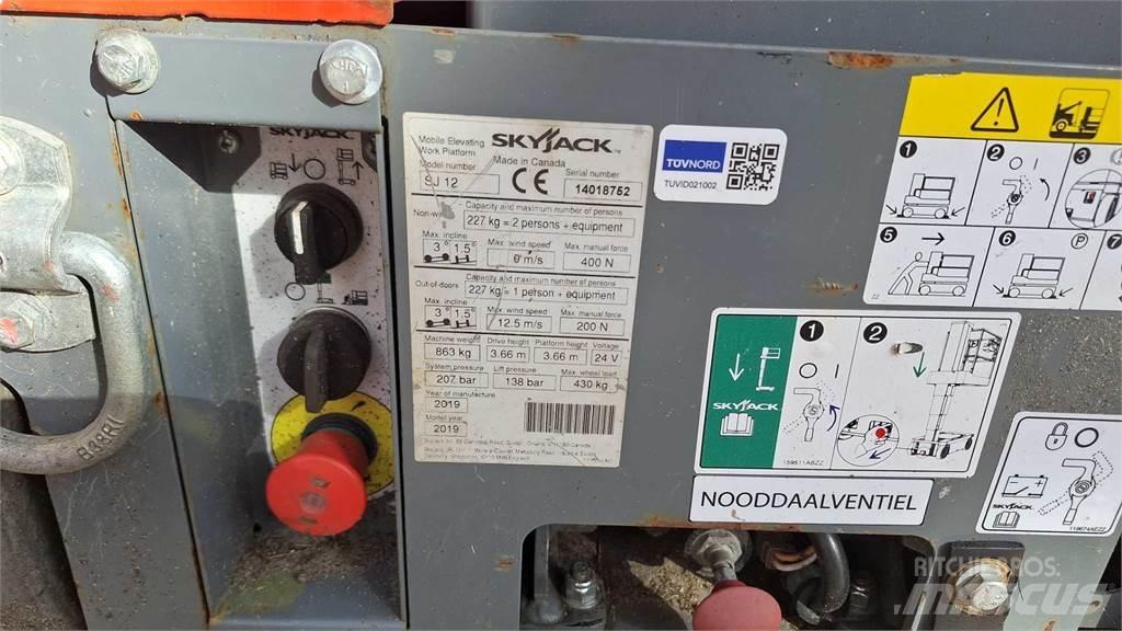 SkyJack SJ12 Kiti keltuvai ir platformos