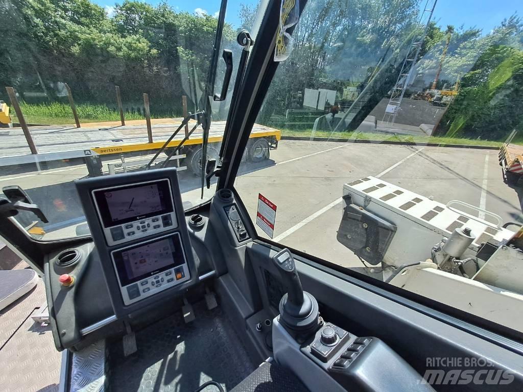 Grove GMK3060 Visureigiai kranai