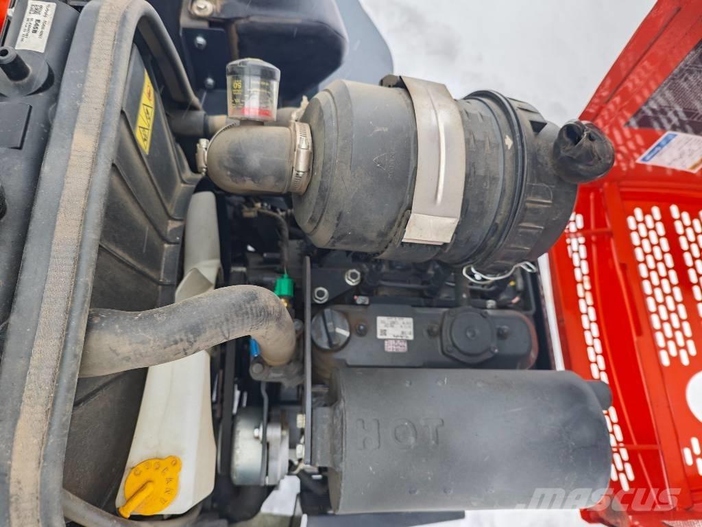 Kubota ZD 1211R Sodo traktoriukai-vejapjovės