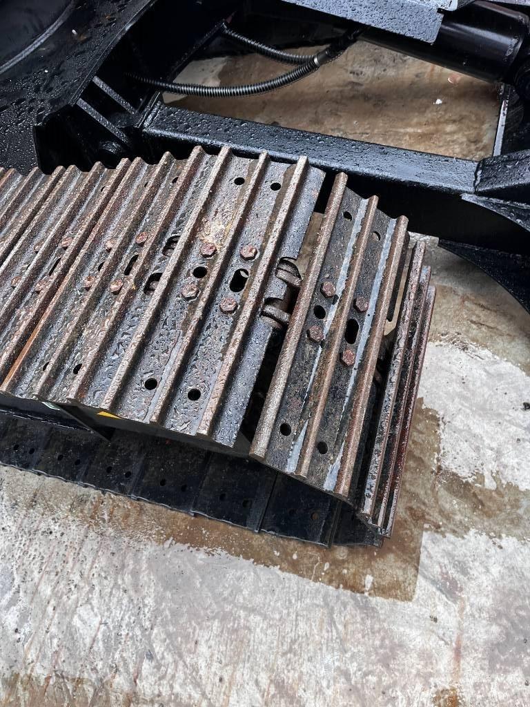 CAT 307 E2 Mini ekskavatoriai < 7 t