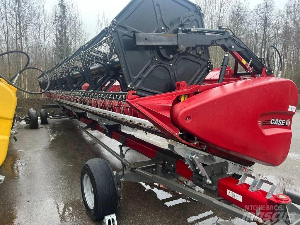 Case IH 3050 Derliaus nuėmimo kombainų galvos